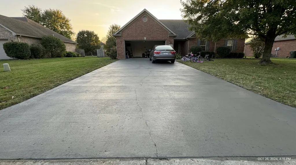 Finished residential concrete driveway in Washington DC